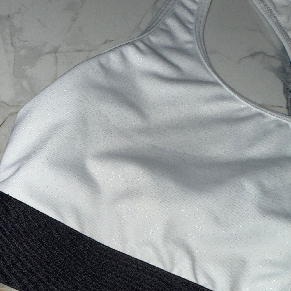 Elegant White Shimmery Sports Bra Like New - Picture 7 of 13